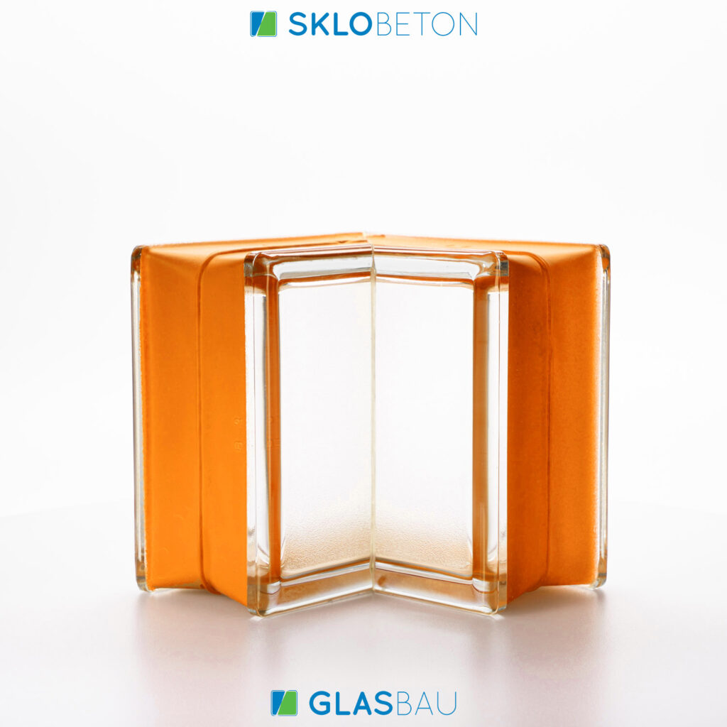 MG Mini Apricot Corner