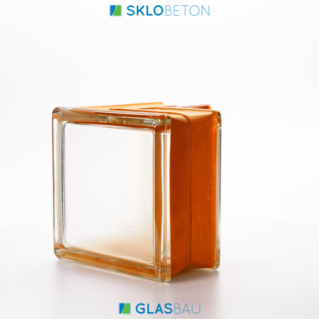 MG Mini Apricot Corner