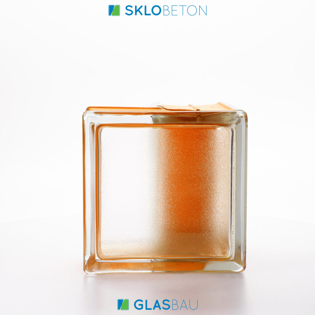 MG Mini Apricot Corner