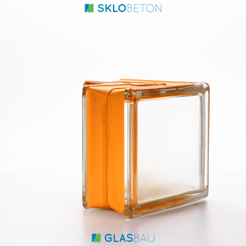 MG Mini Apricot Corner